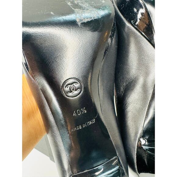 Chanel classic Black Patent Leather Toe Pumps with Metallic Silver Heel EU 40.5 - Picture 7 of 9